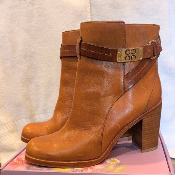 Coach Kassandra Camel Tan Leather Ankle Boots Heels Size 9 ~4” Heel - Picture 2 of 12